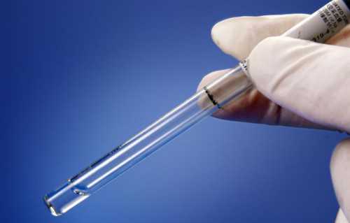 说话晚的上海助孕宝宝送幼儿园对吗一岁半上海助孕宝宝上早教班好吗